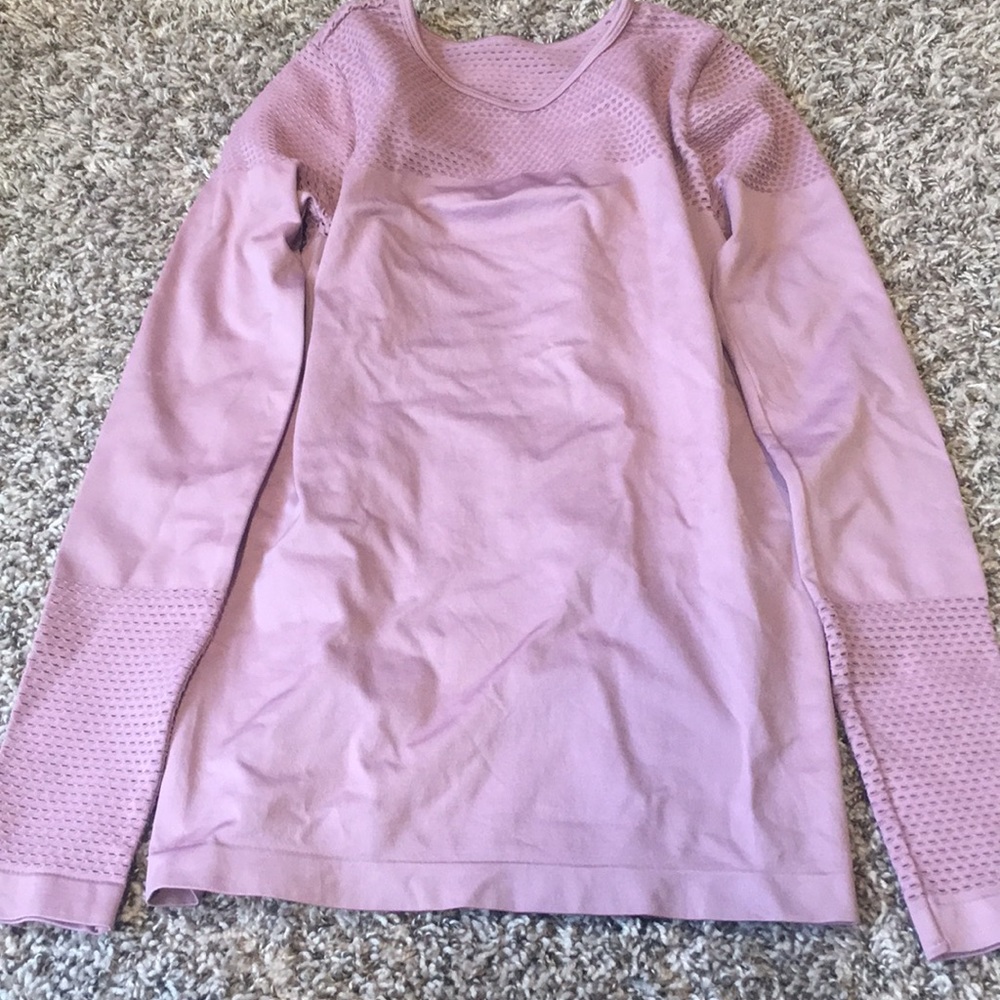 Athletic shirt